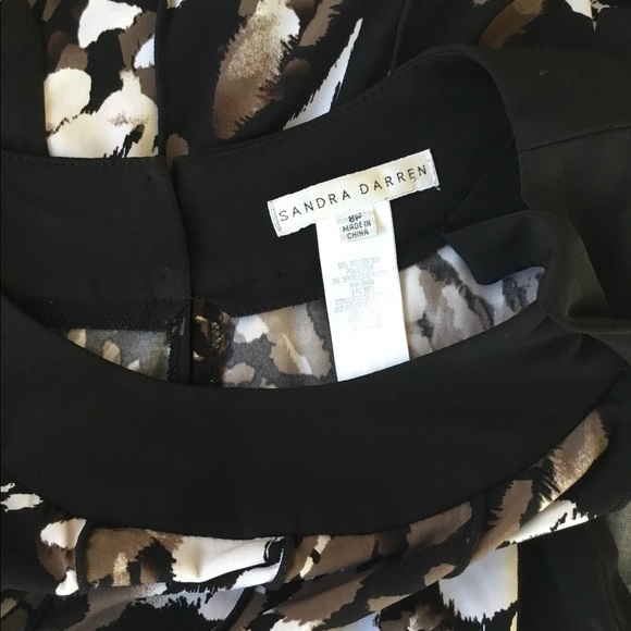 SANDRA Darren Sleeveless Top - Picture 7 of 7